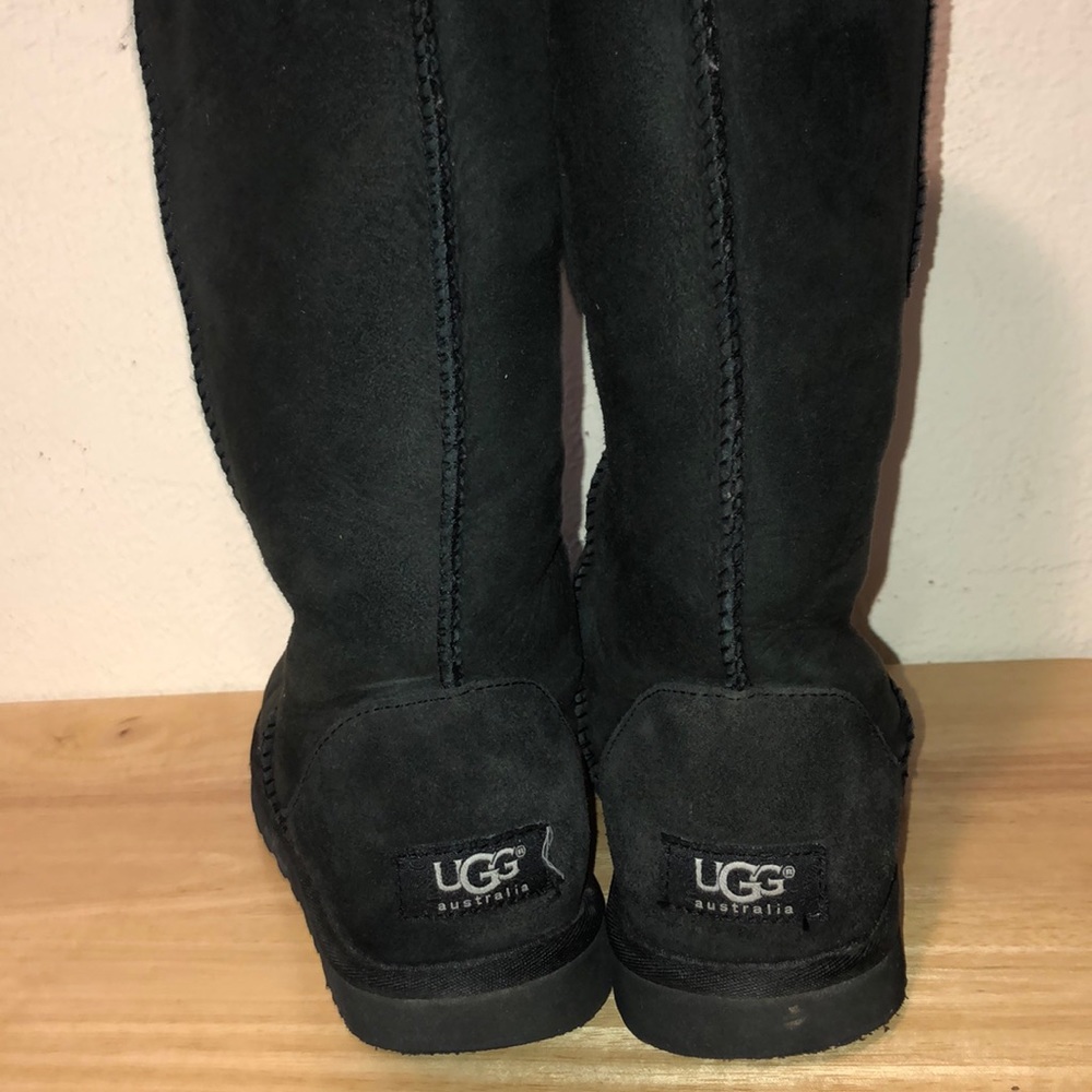 Comfy ugg long boots